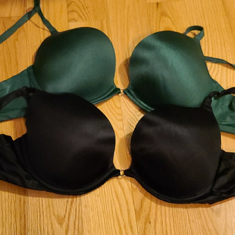 Victoria's Secret 34DD Very Sexy Plunge Bras